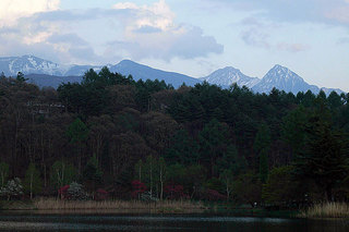 蓼科湖と八ヶ岳