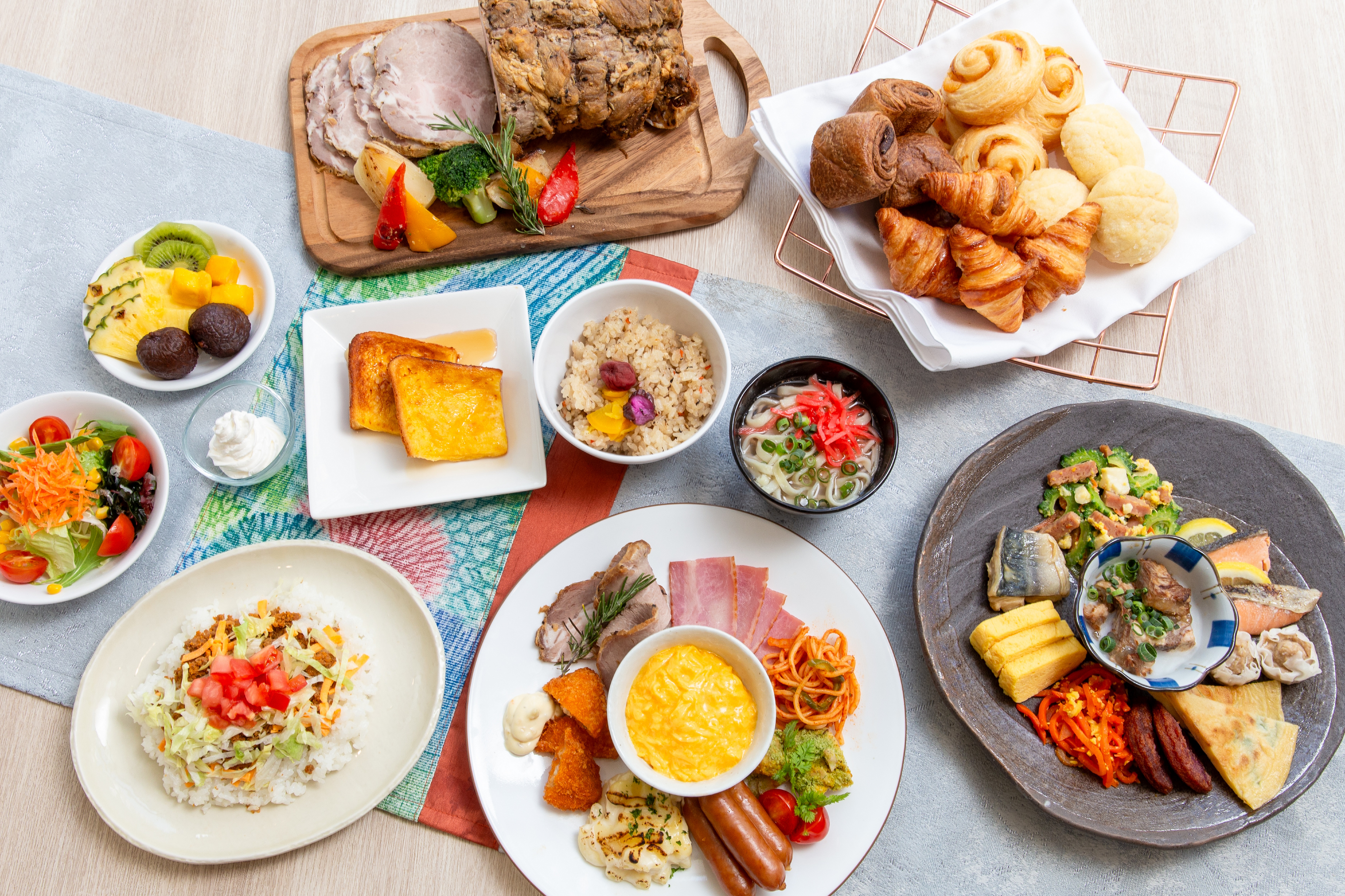 朝食盛り付け①