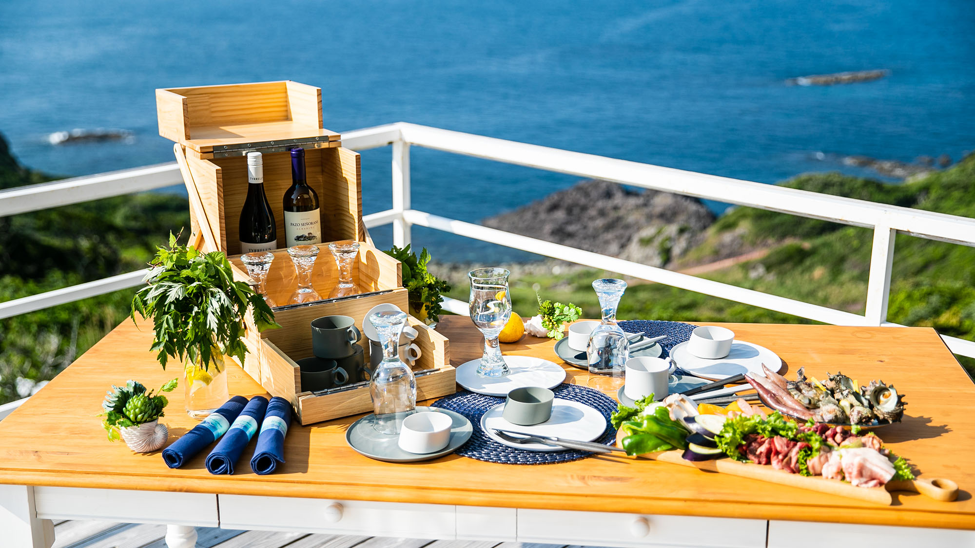 ・【BBQ】海からの心地よい風を感じながらBBQ。自然を感じながらお食事をお楽しみいただけます