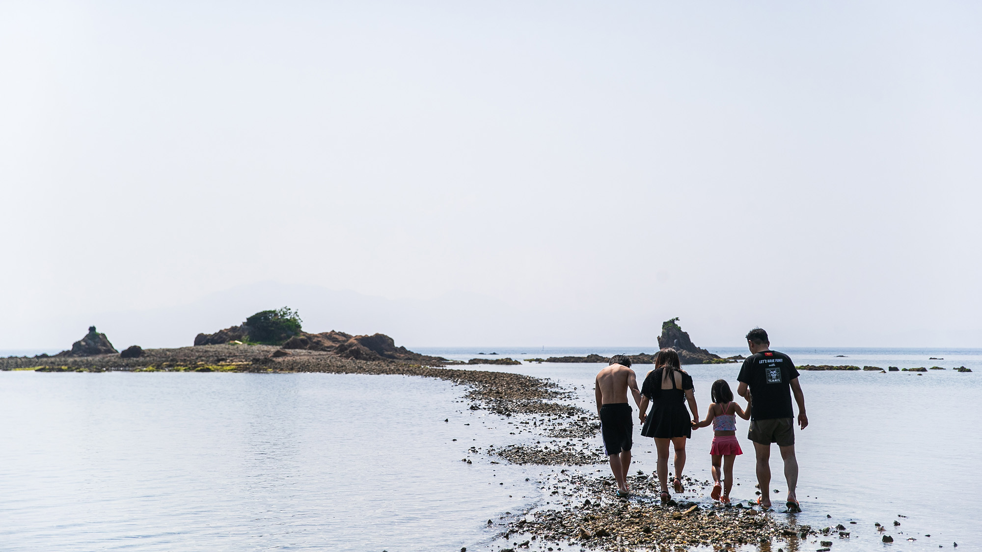 ・【周辺】大島の魅力はなんといっても海！！ご家族やご友人と海に出かけて楽しい時間をお過ごしください