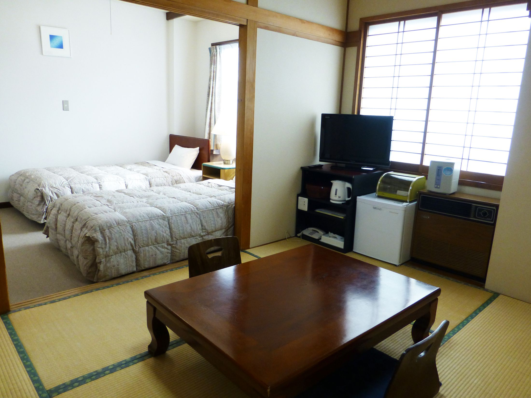 和洋室　富士山ビュー（ツインルーム＋和室６畳）バス、トイレ付
