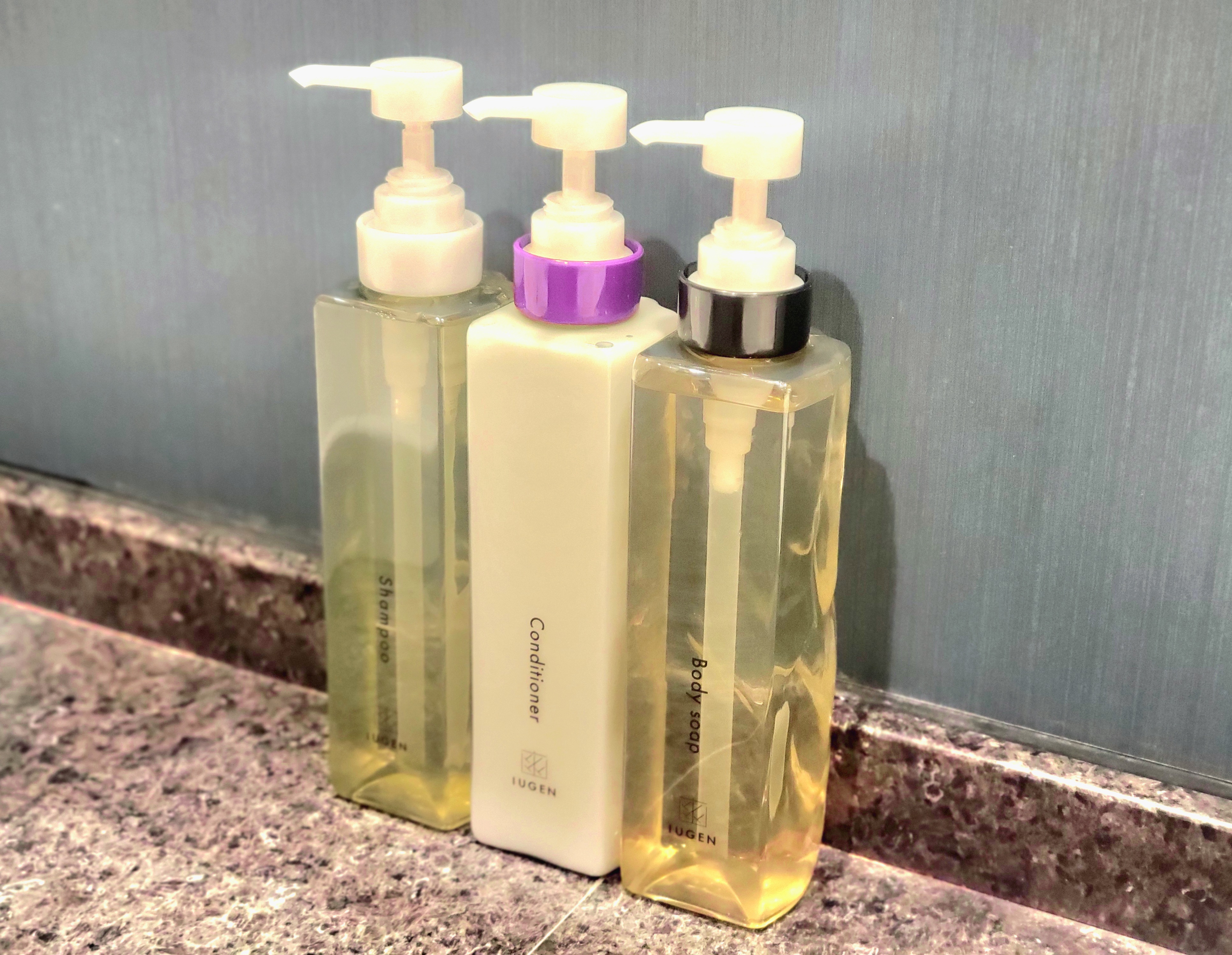 バスアメニティーはIUGEN