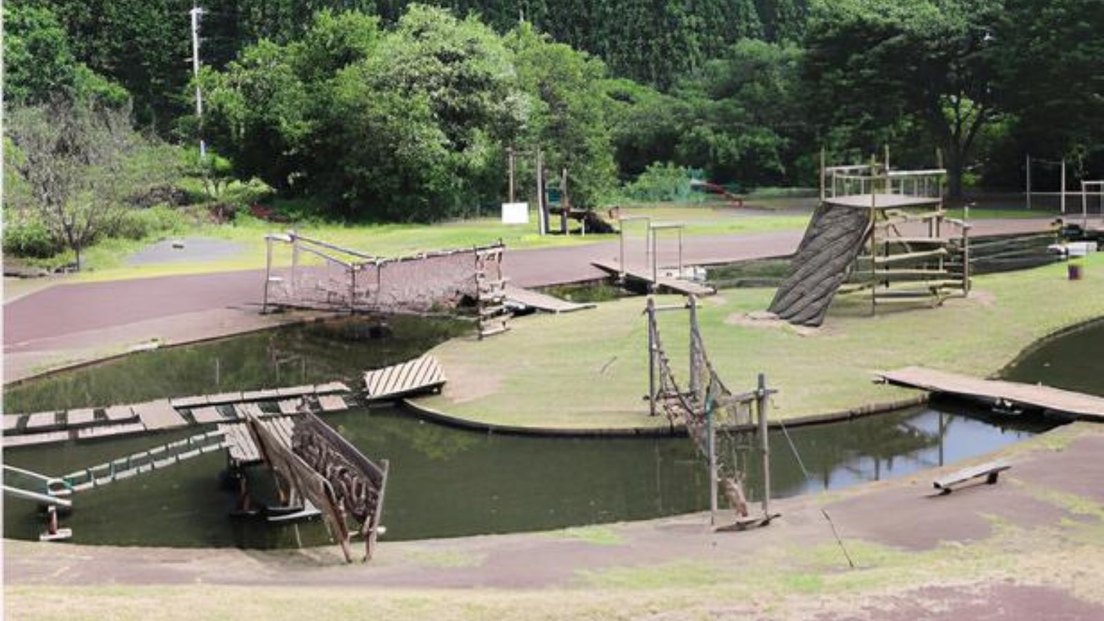 蓬山ログビレッジ