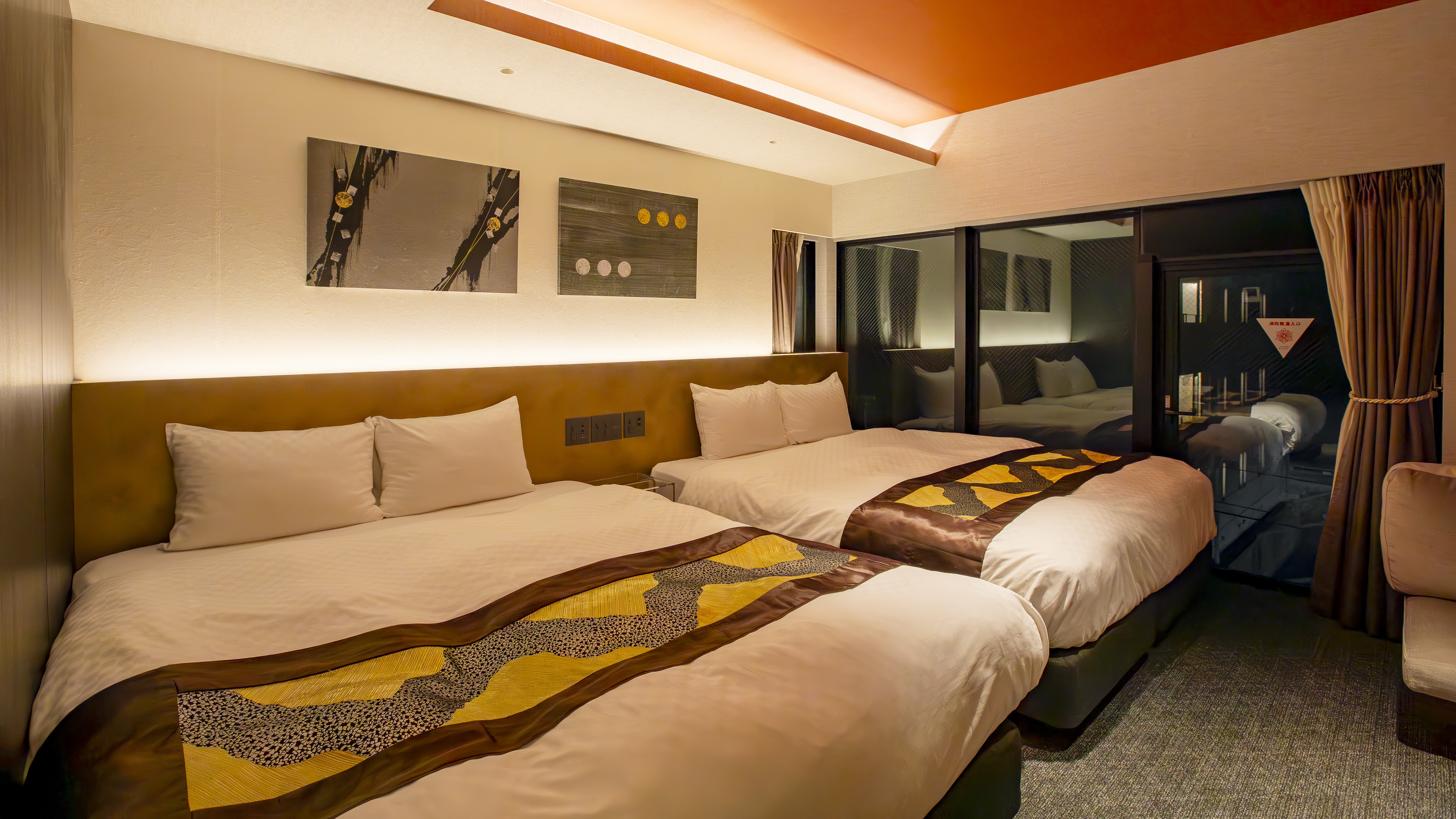 風の間（月見の湯）