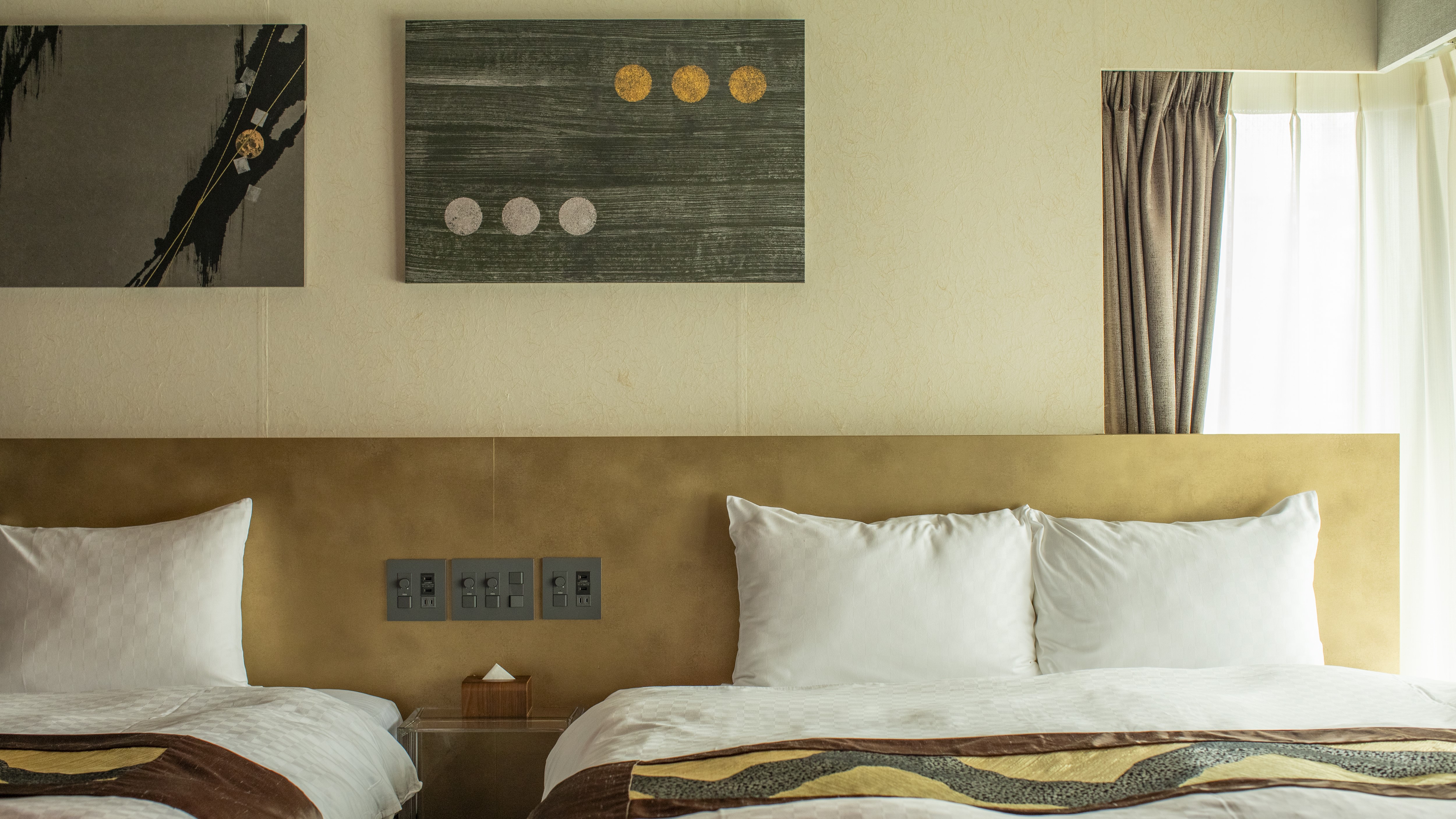 風の間（月見の湯）