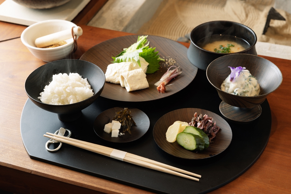 【朝食付き】京都の町家で味わう、完全グルテンフリー＆ヴィーガンのリトリート