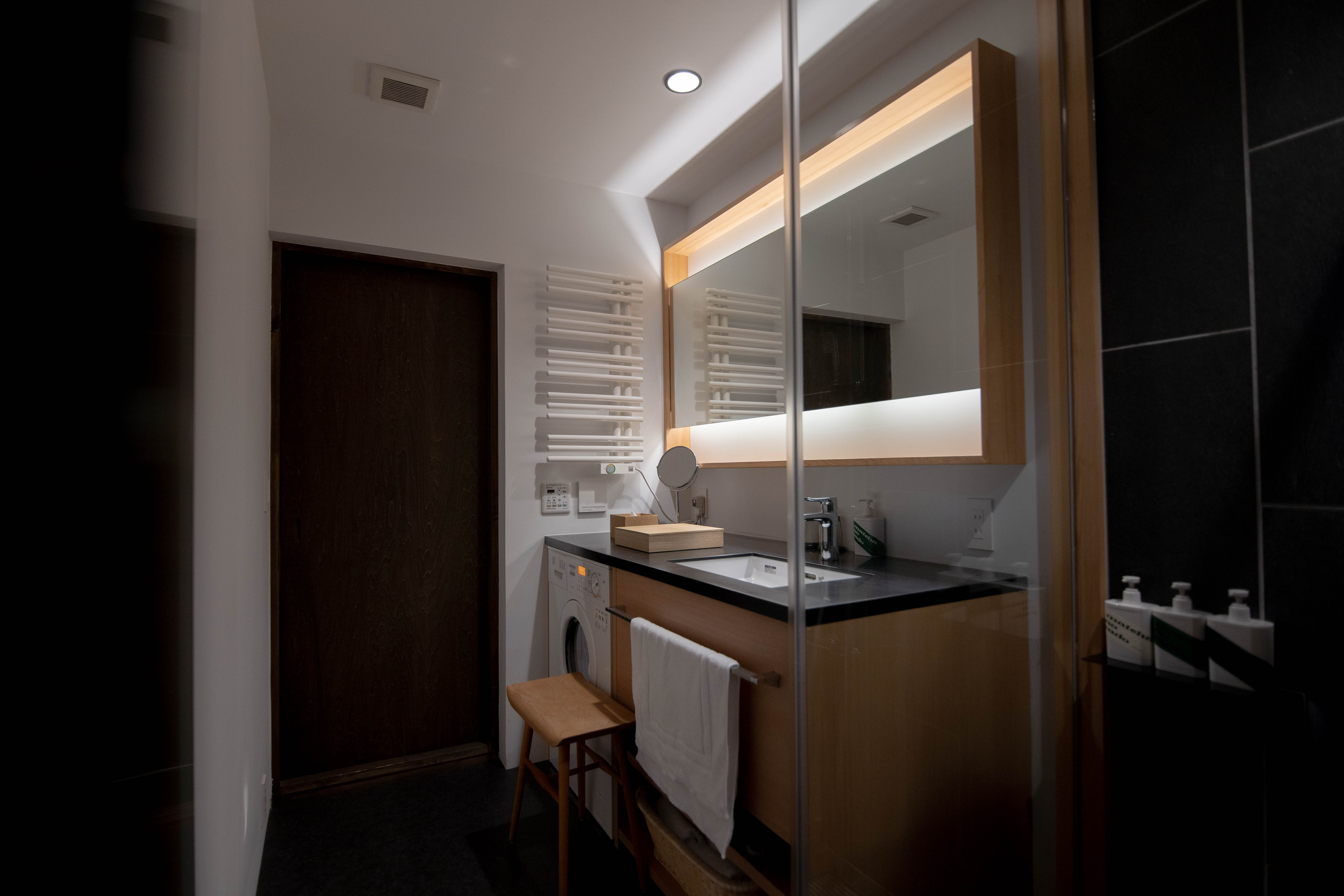 101：1階東（ツイン）脱衣所