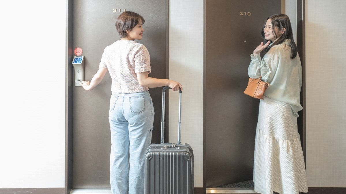 【素泊まり】女性限定　お部屋タイプお任せ♪お隣同士確約で楽しむ女子旅プラン☆天然温泉＆ウェルカムバー
