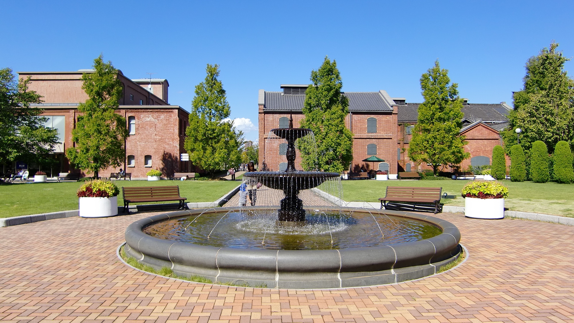 【ノリタケの森】当館から徒歩で約15分