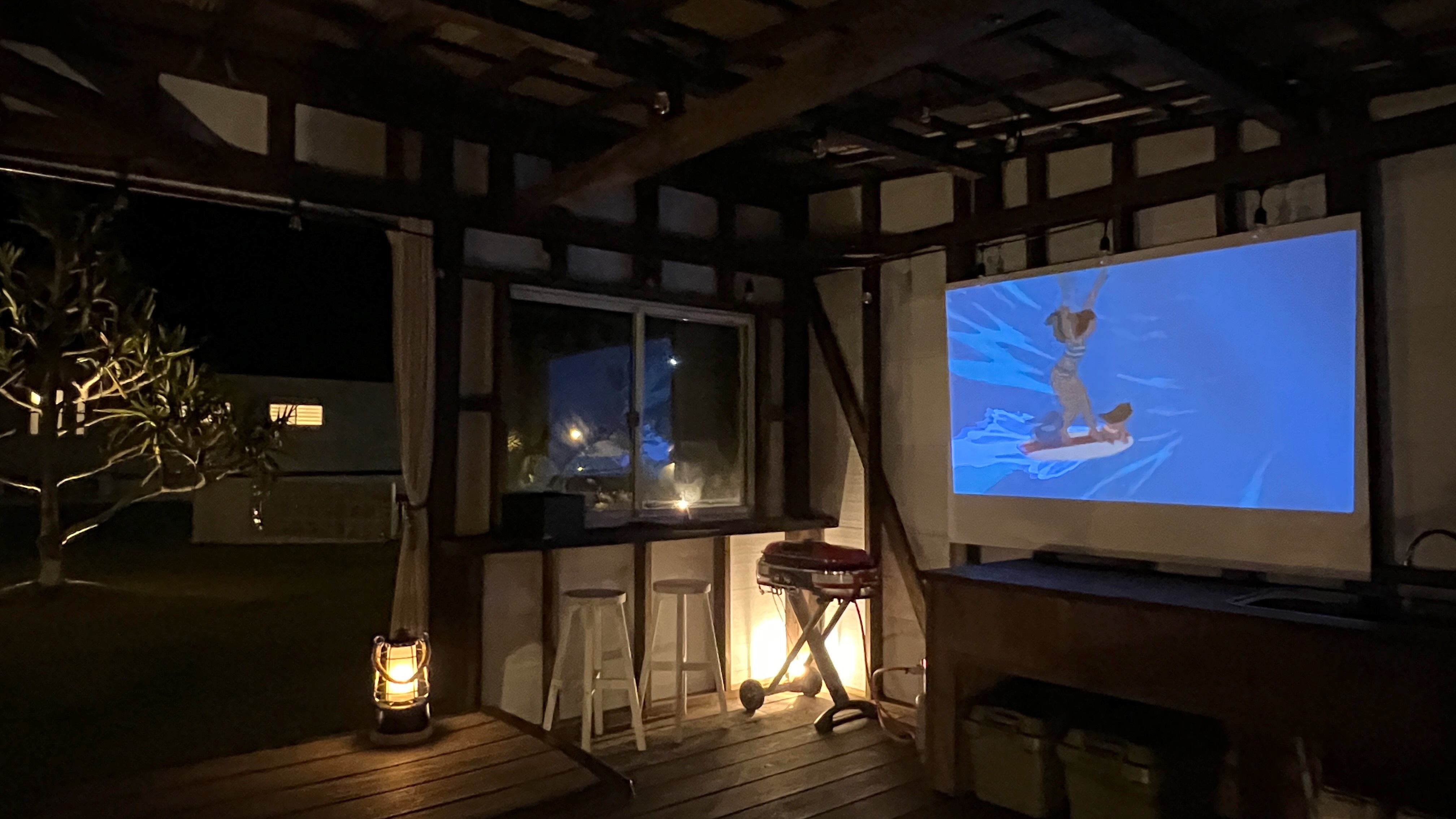 THE TERRACE プロジェクター