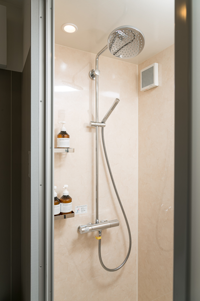 THE ROOF TOP(シャワー)