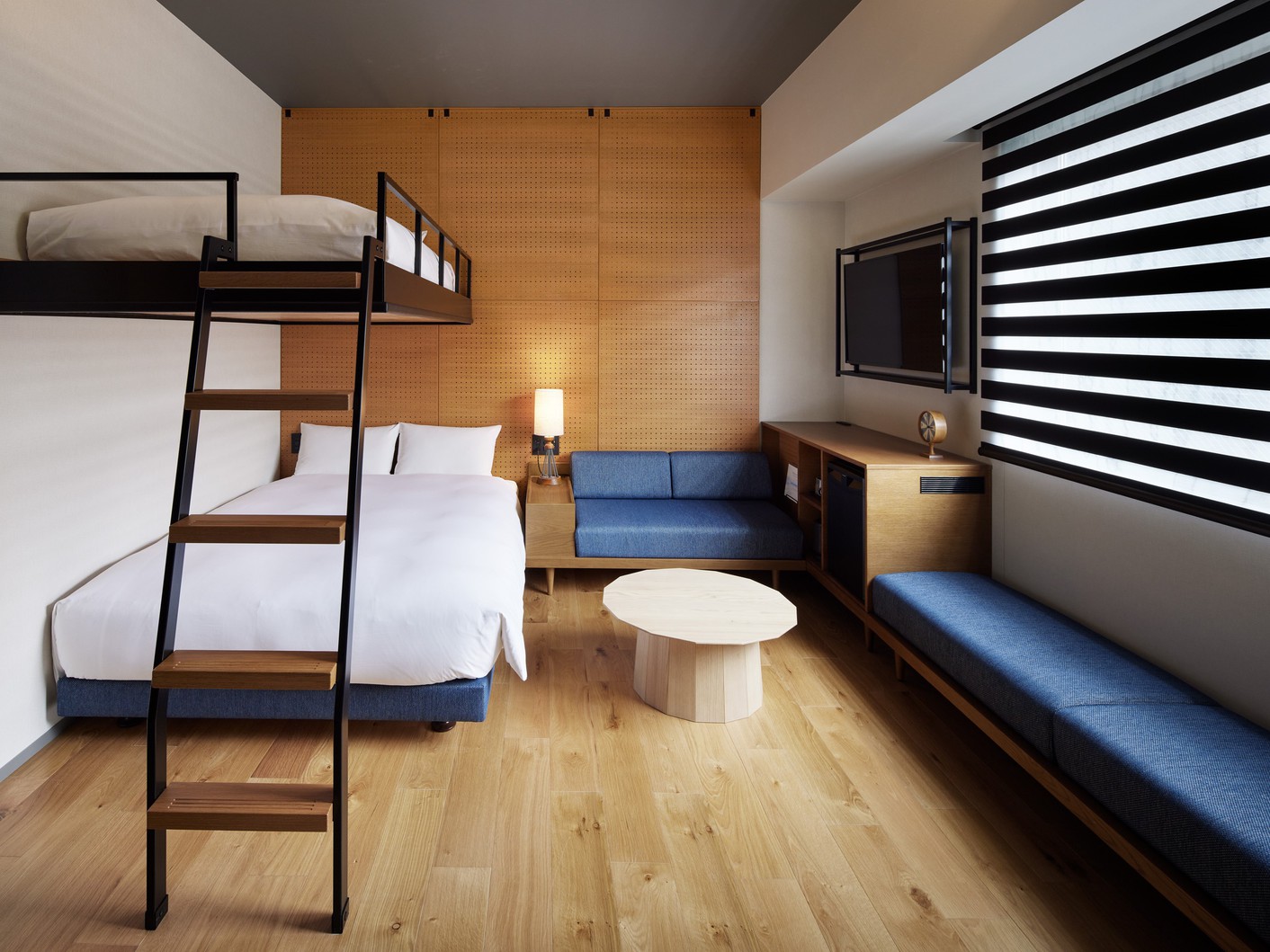 ユニバーサル【禁煙】