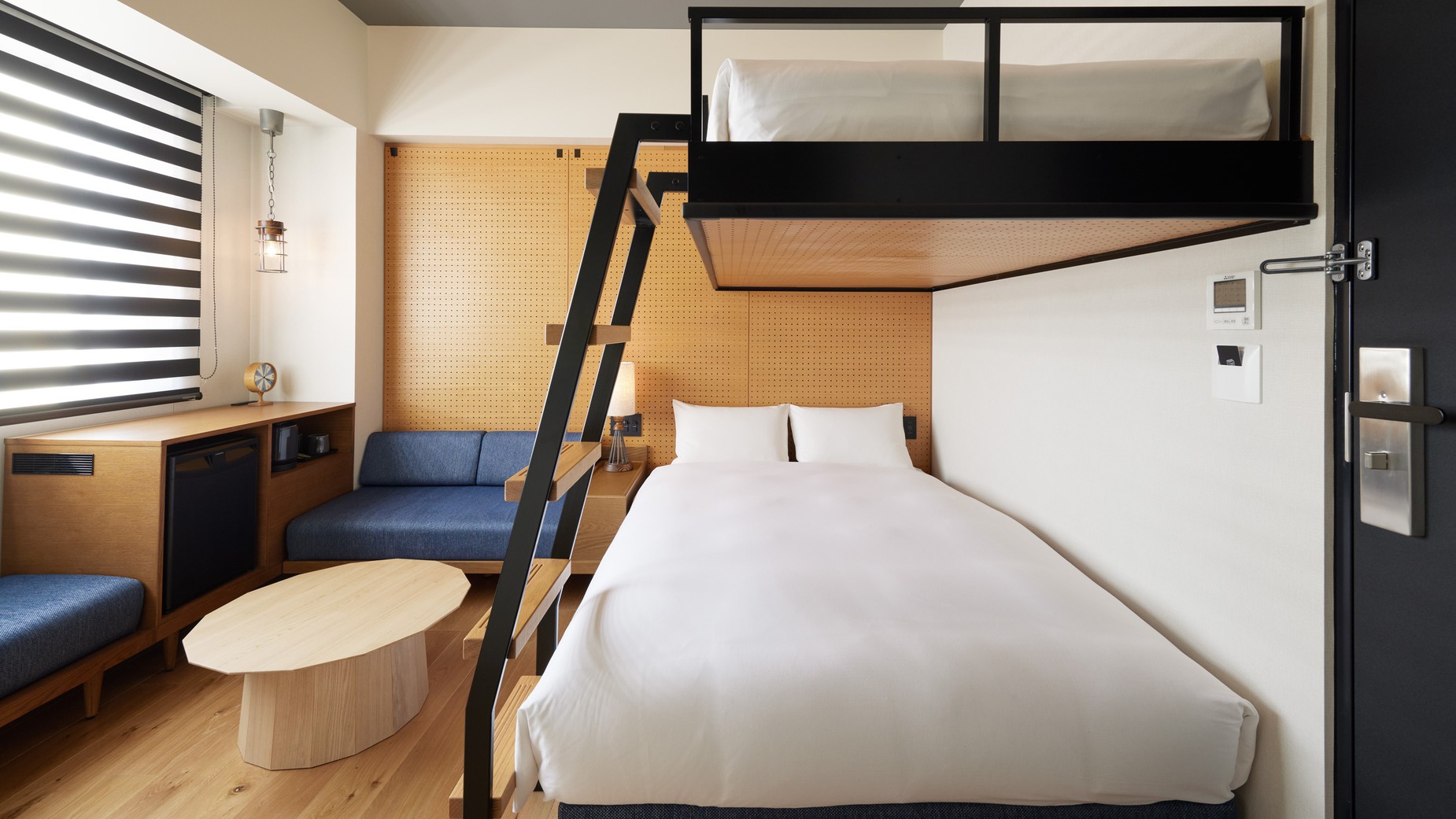 スーペリアツイン 【ベッド幅140cm + ロフトベッド100cm】　