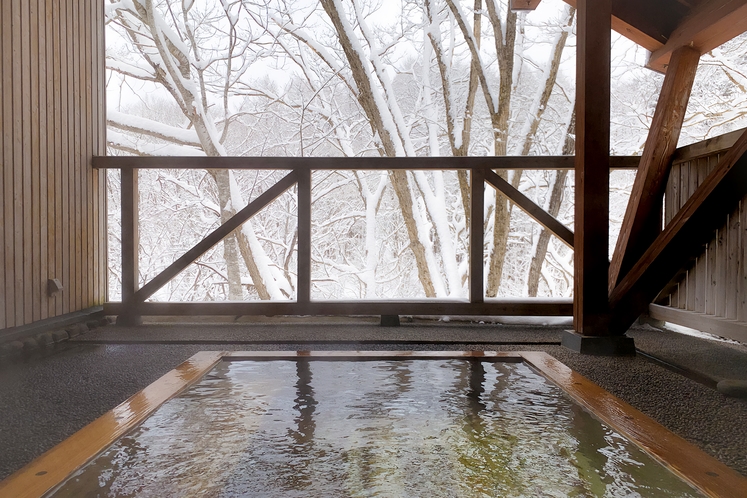 【本館】大浴場（木の湯）露天風呂　※日替わり