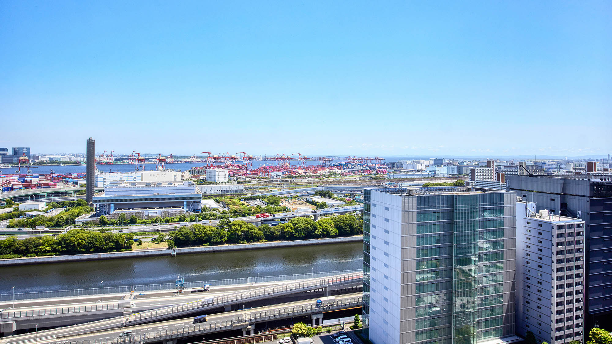 ロビーからの眺望 ※イメージ｜開放感あふれる景色が、特別なひとときを演出します。