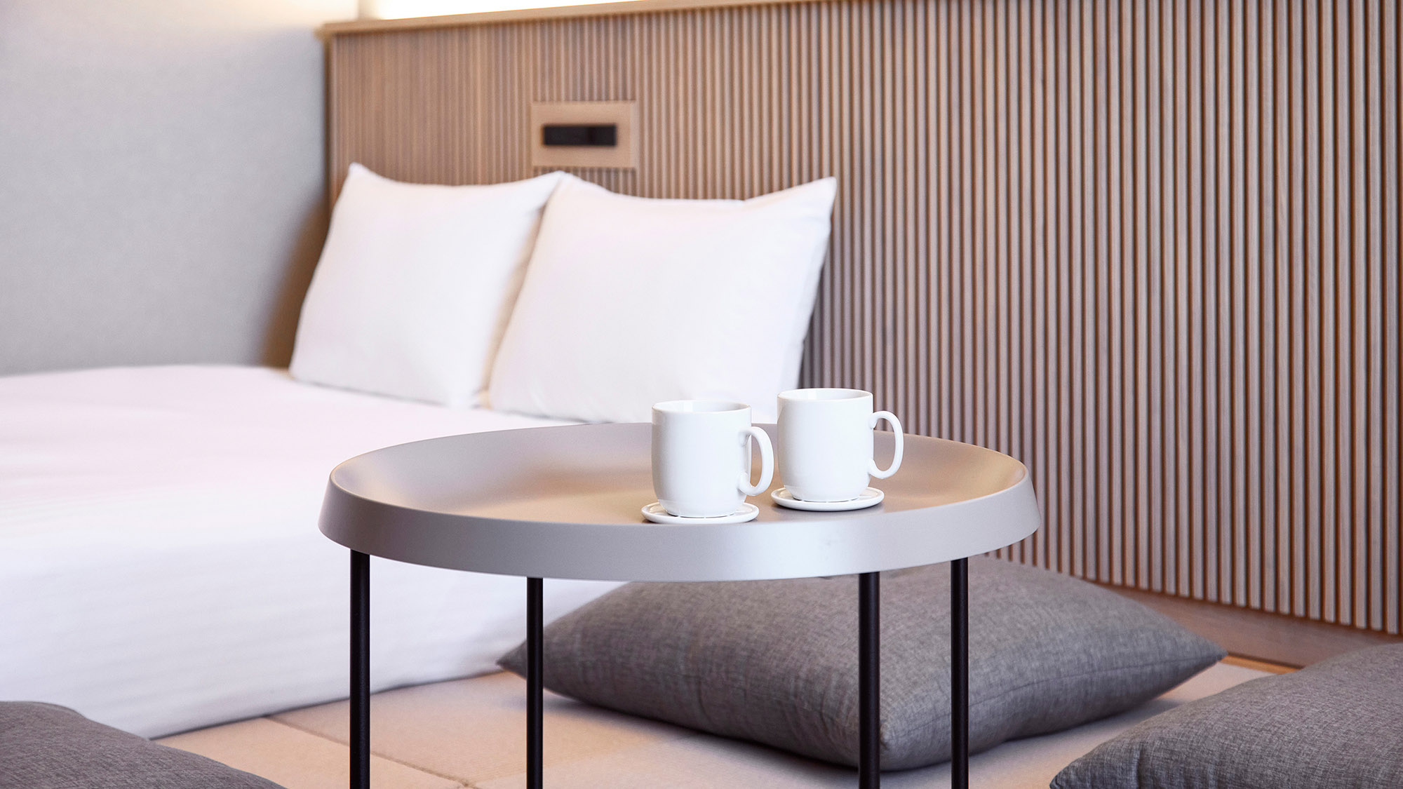 和モダンツイン｜和モダンな客室で、ゆったりとしたひとときを。足を伸ばしておくつろぎください。