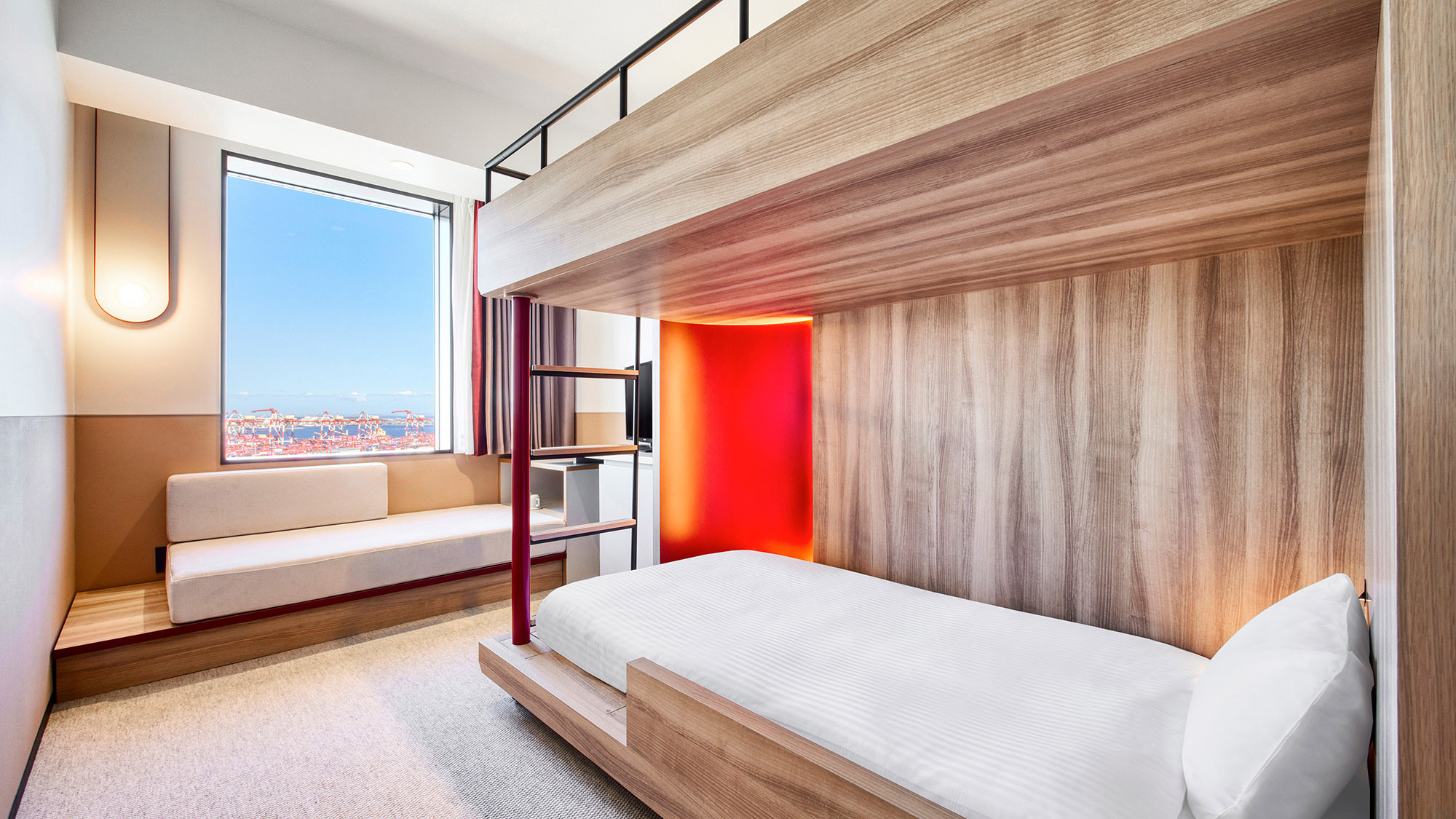 ロフトベッド（ソファベッド付）｜17平米／定員3名 【リニューアル】