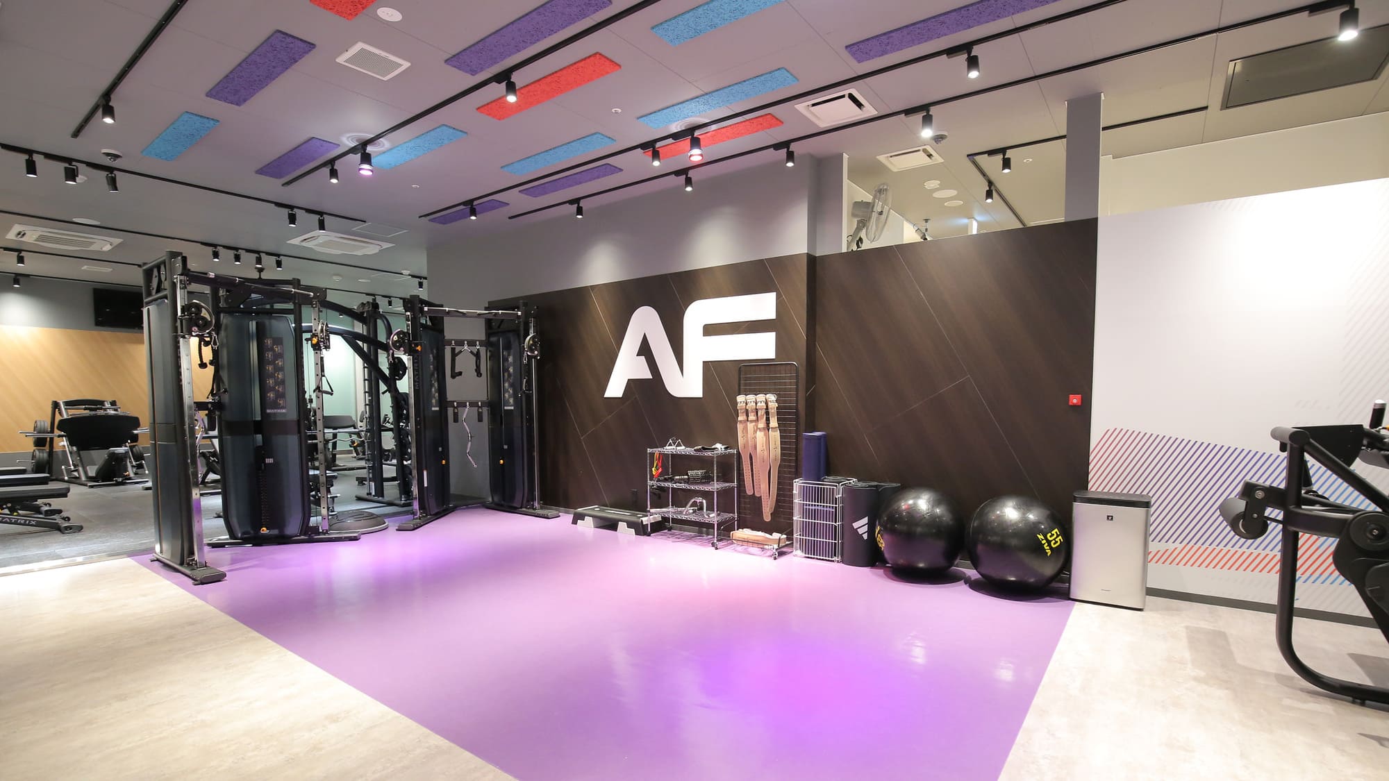 周辺施設紹介｜「エニタイムフィットネス 品川シーサイド店」を特別価格でご利用いただけます。