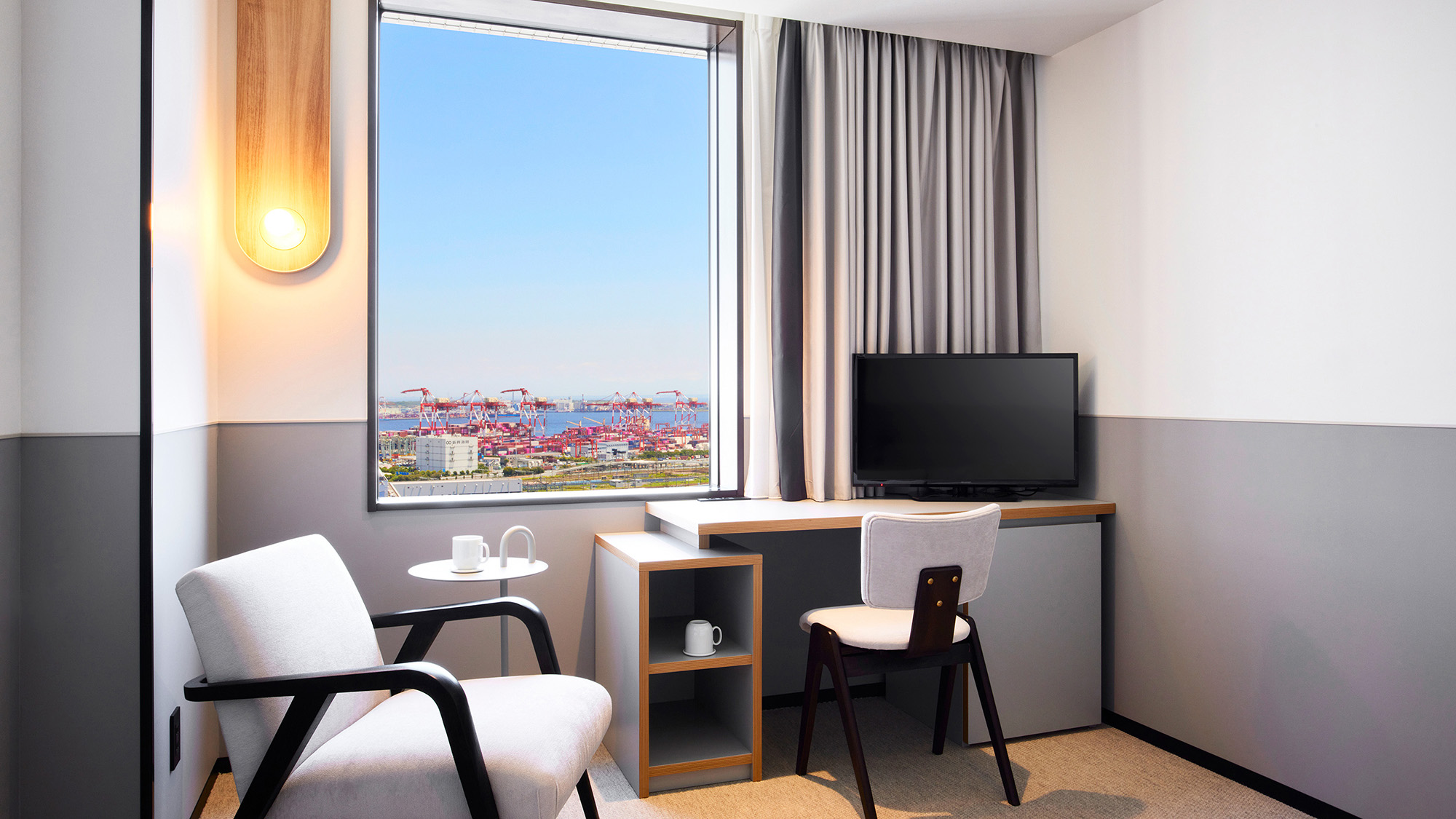 客室からの眺望（昼景）※一例イメージ｜高層階の窓から、広がる景色を存分にお楽しみください。