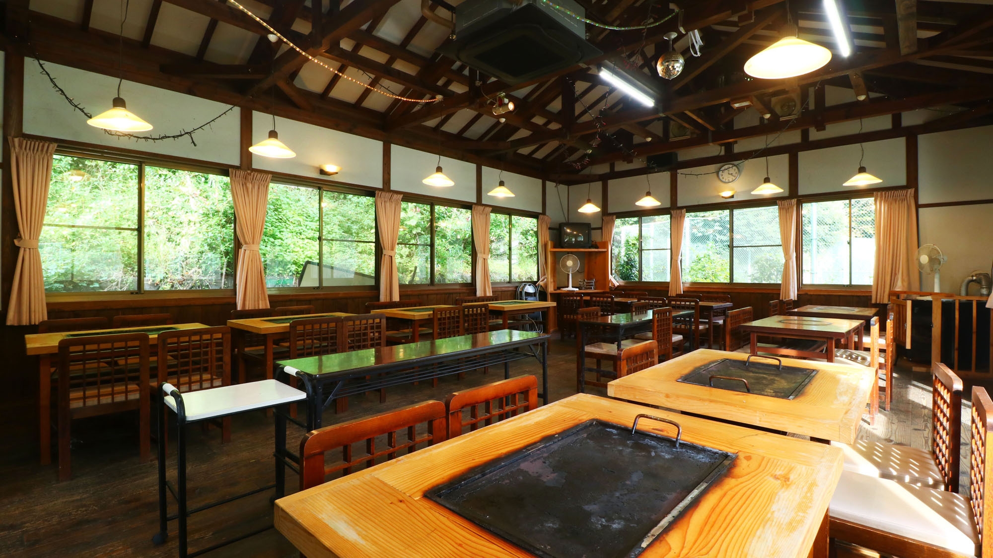 【期間限定】夕食は屋内バーベキュー！朝食は地元食材を使った和食☆
