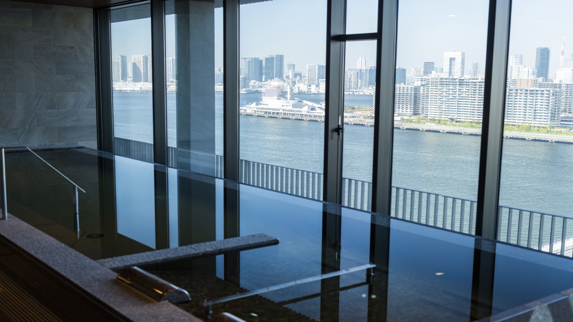 【最上階 眺望大浴場】＜女湯＞