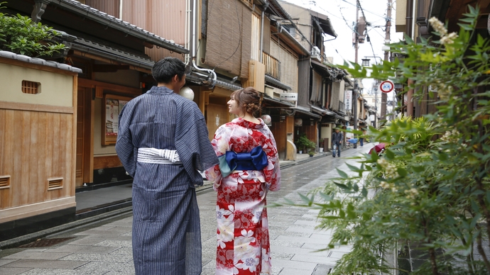 【レンタルきもの岡本×花伝抄】＜朝食＞京都の街を＼浴衣や着物／で手ぶら散策＆ホテル返却代≪無料!≫