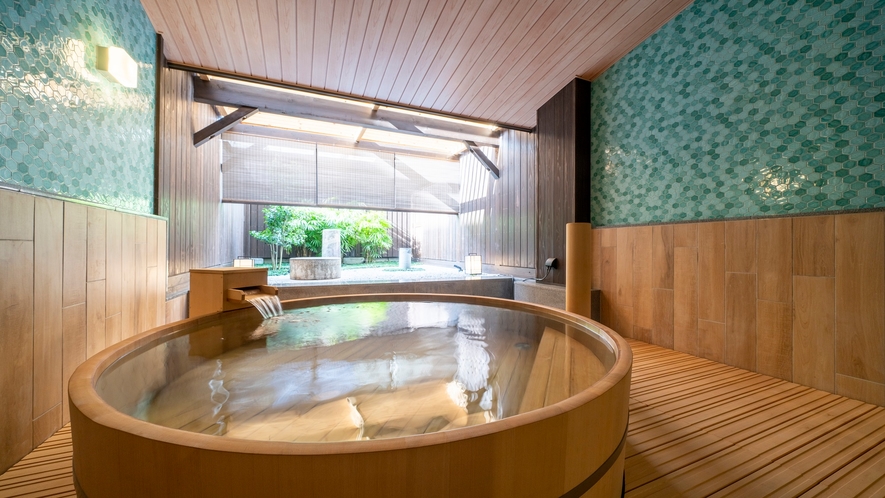 【貸切露天風呂】「樽鏡の詠」こちらの貸切風呂は天然温泉「能勢アートレイク温泉」がお愉しみ頂けます。