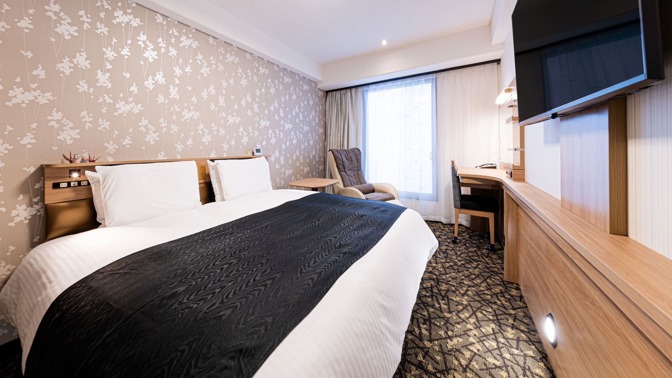 キングルーム（マッサージチェア付）