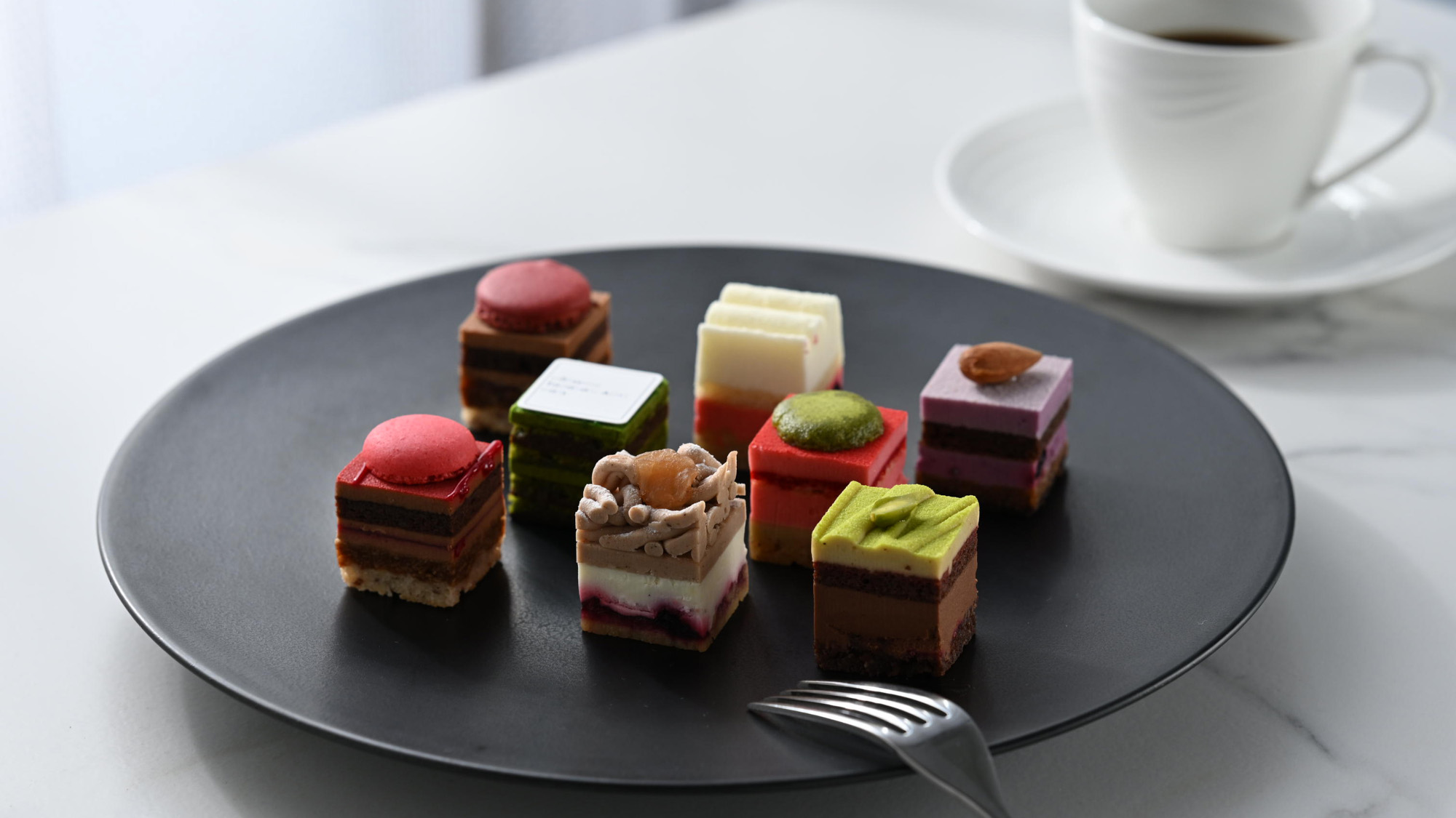 ダイニング&カフェ「THE OIKE TERRACE」カフェ デギュスタシオンセット イメージ 