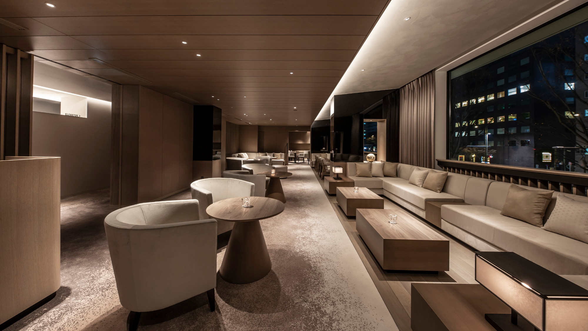 宿泊者用ラウンジ「アイコニックラウンジ」