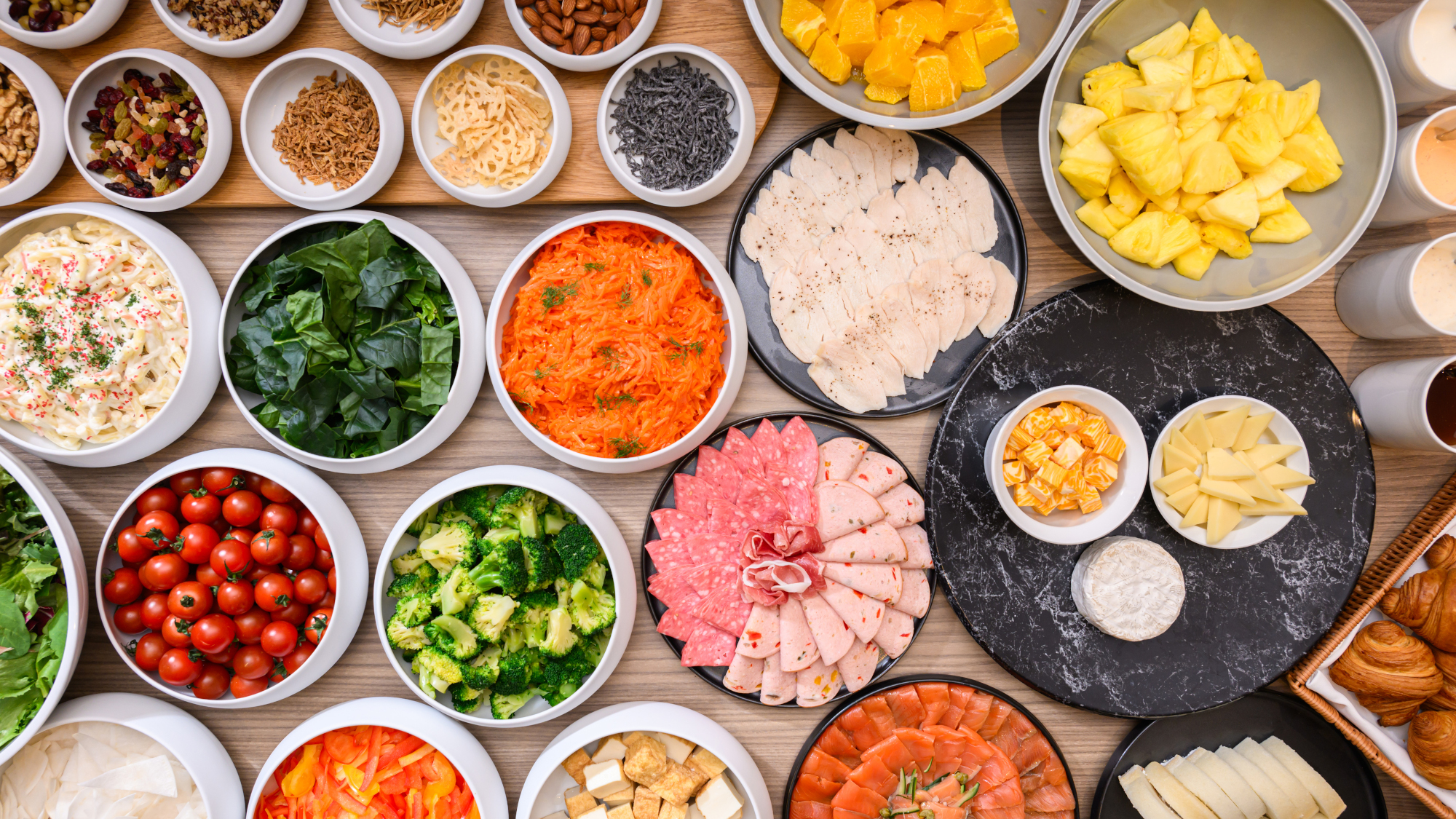 ダイニング&カフェ「THE OIKE TERRACE」朝食イメージ