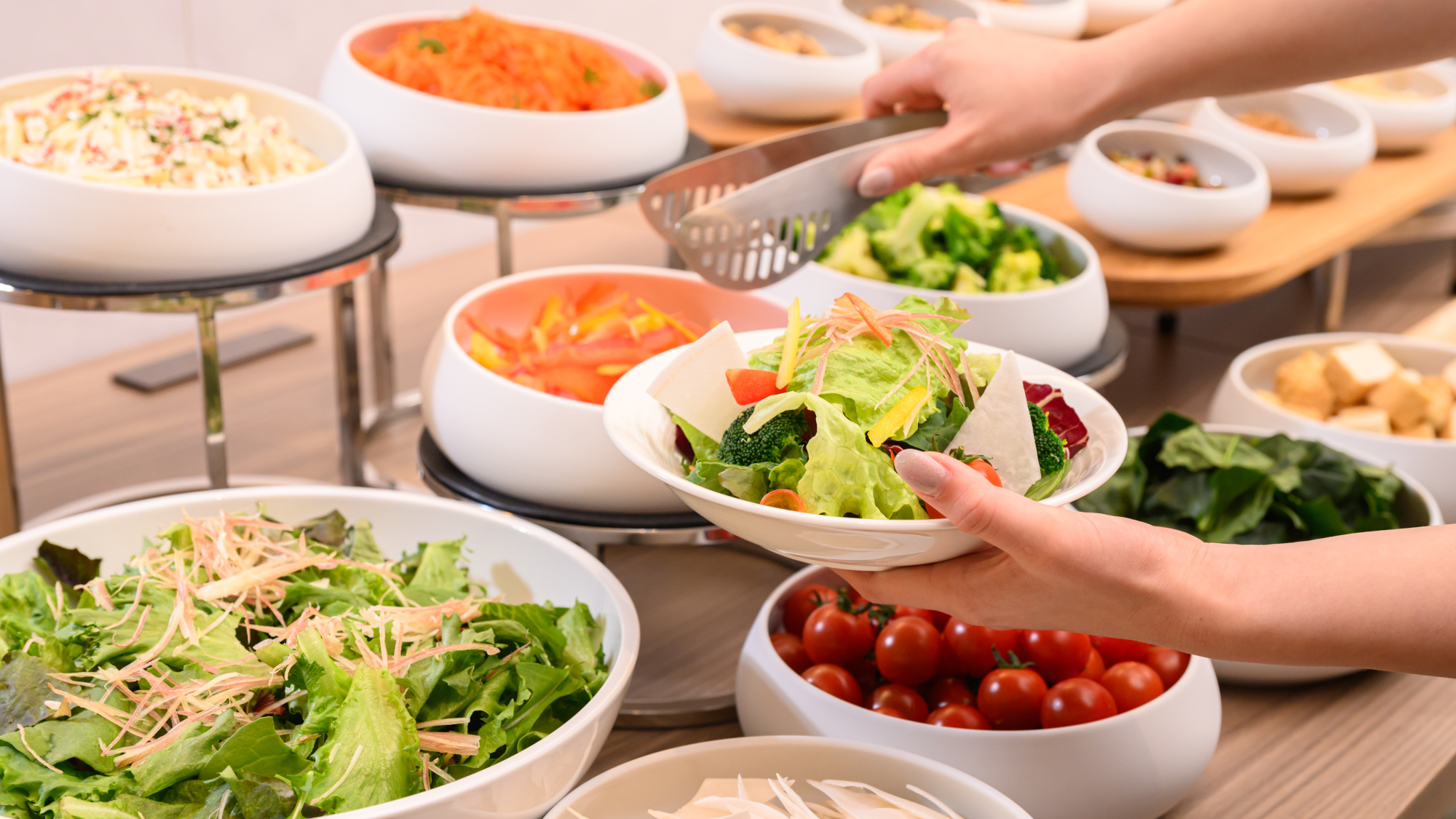 ダイニング&カフェ「THE OIKE TERRACE」朝食イメージ