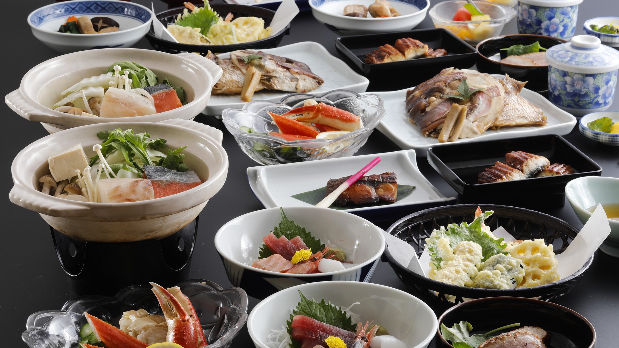 テーブルいっぱいに広がる会席プラン／例