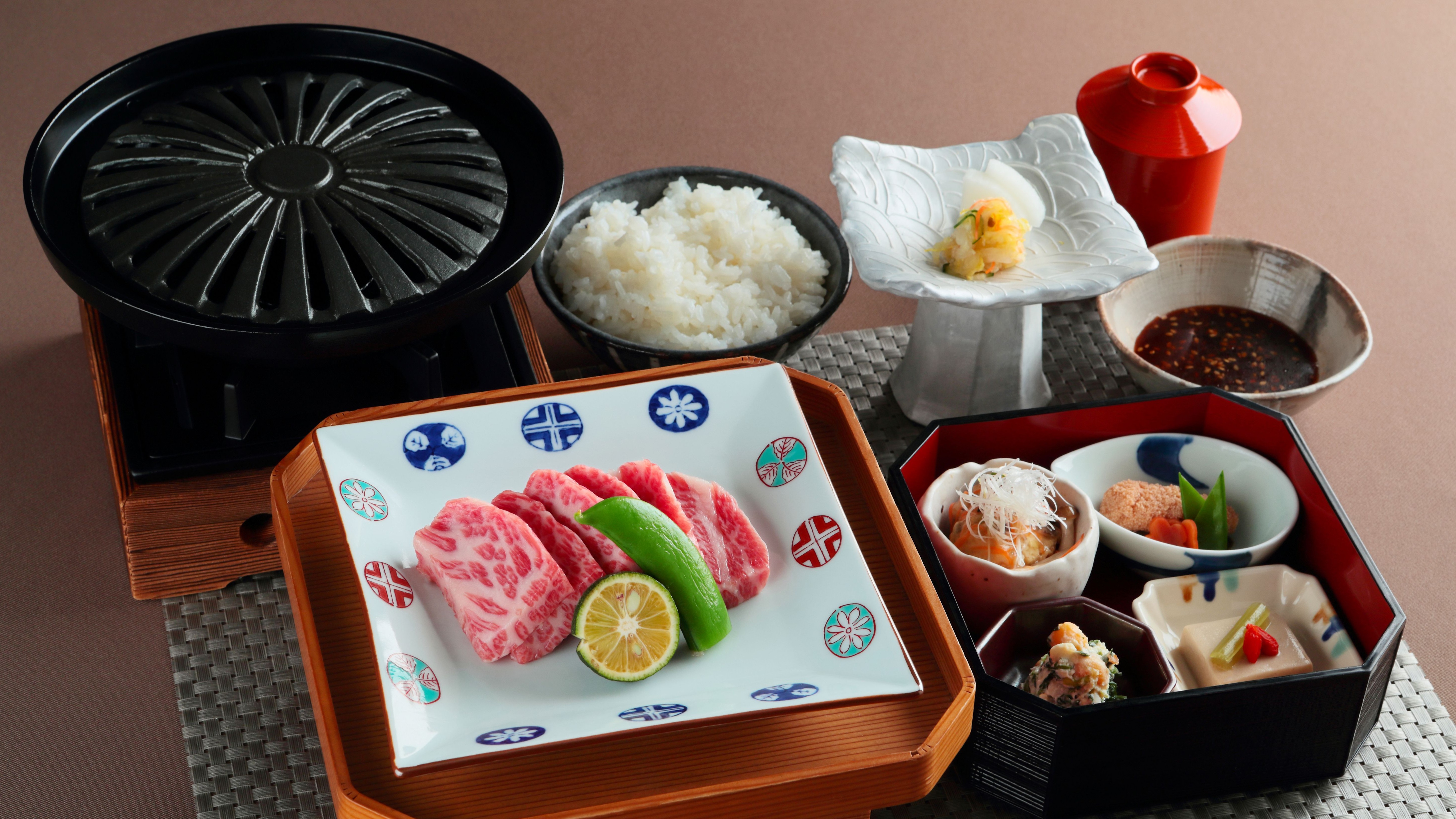 夕食（神戸ビーフ鉄板焼き）