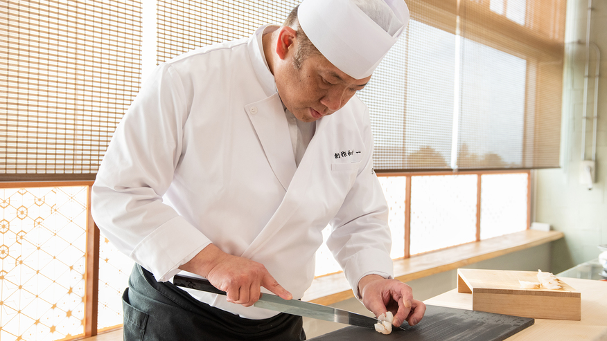 朝のクルージング体験付き！夕食は絶景と共に創作和食コース