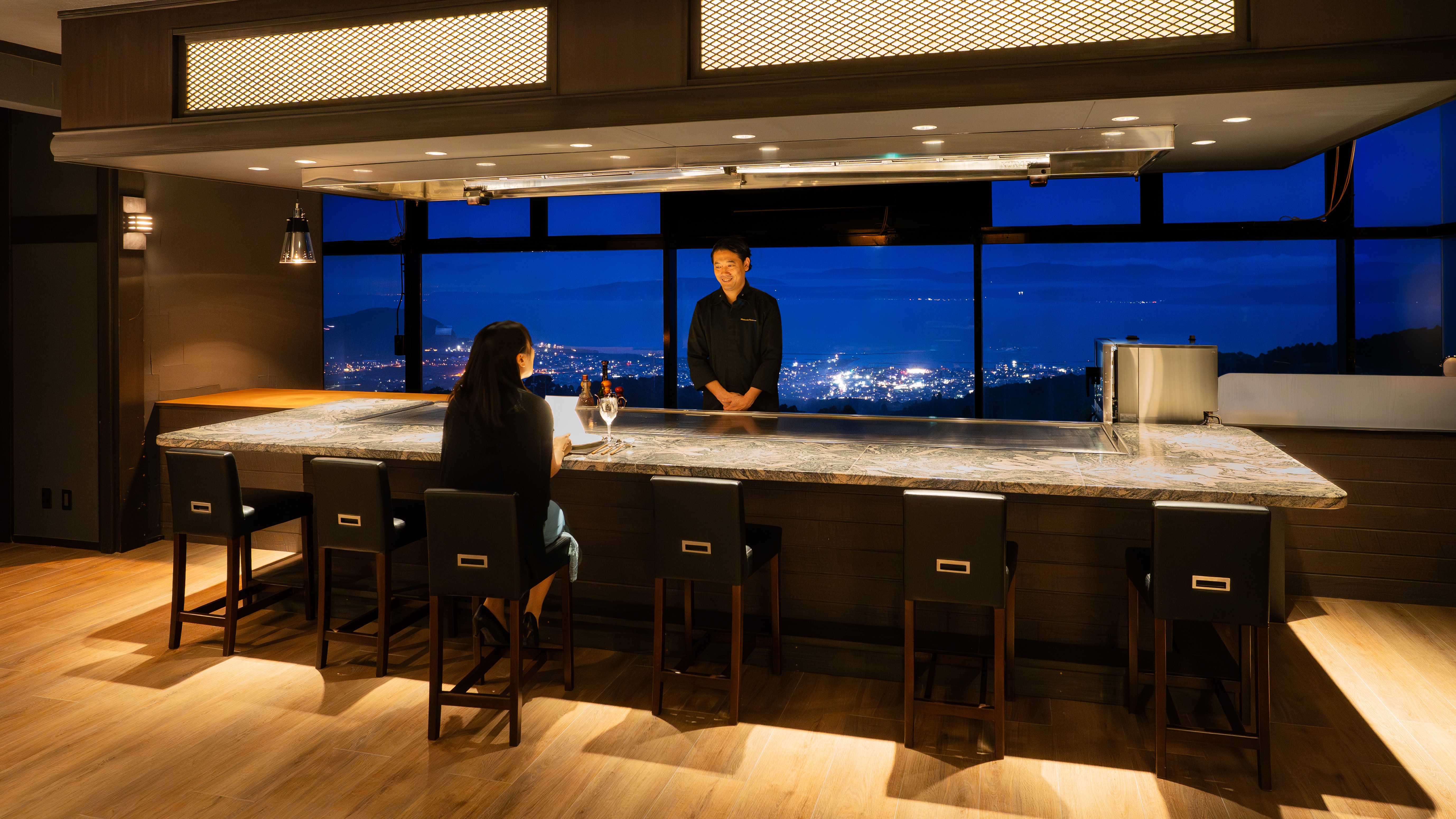 レストランLueur