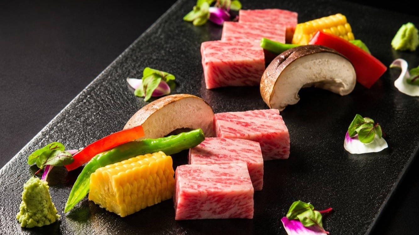 【記念日プラン！分かち合い会席　三大特典付き】一つの皿から分け合い驚きや感動を共有！