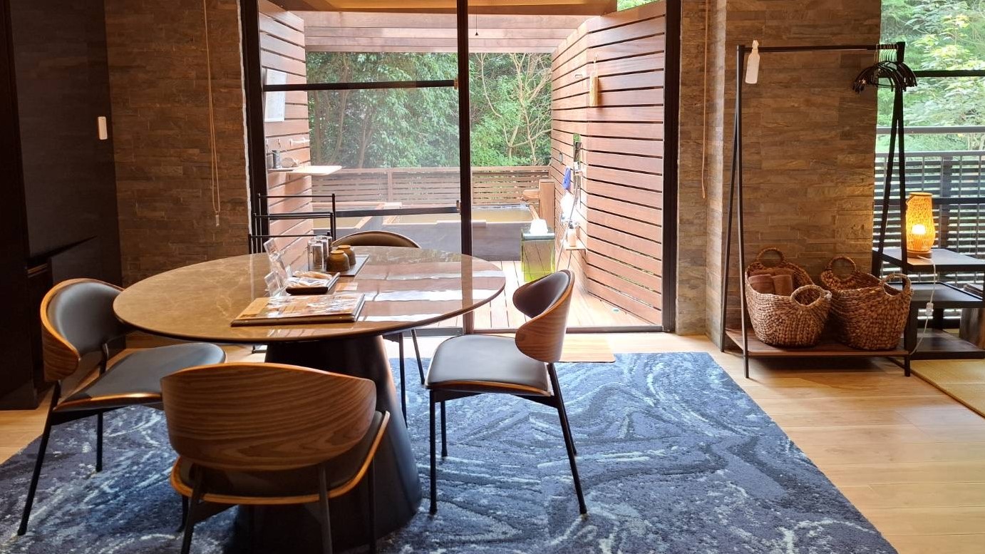 金色の間　雪月花