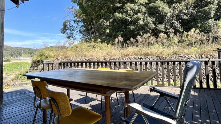 【清流庵　貸別荘】-テラス-