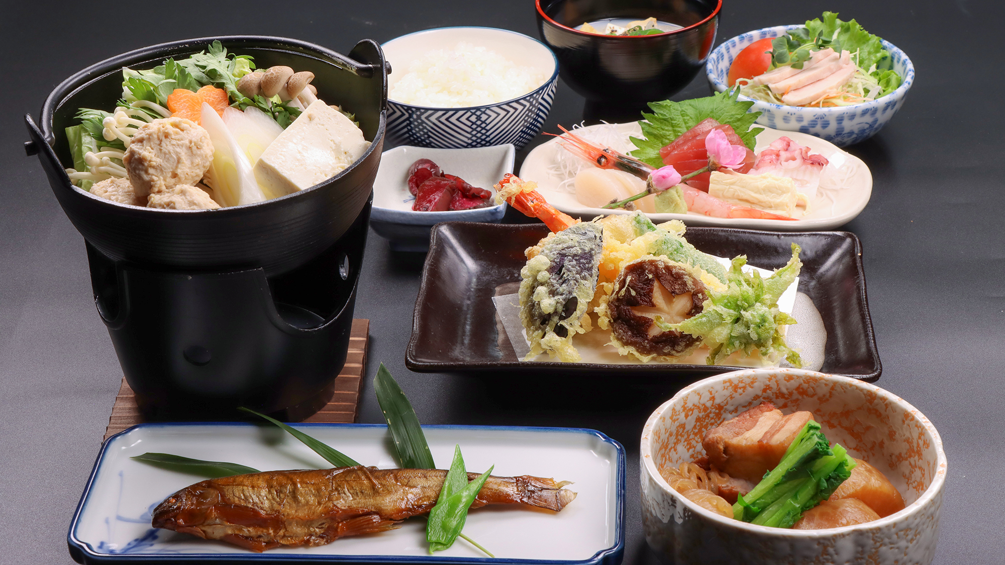 #夕食一例 ボリューム満点でお腹も心も満たされる