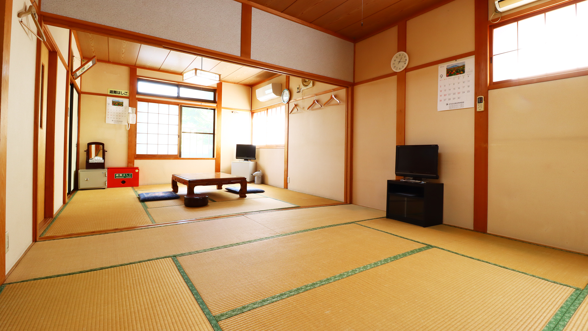 8畳+8畳和室_大人数の旅行にはこちらのお部屋がおすすめ!