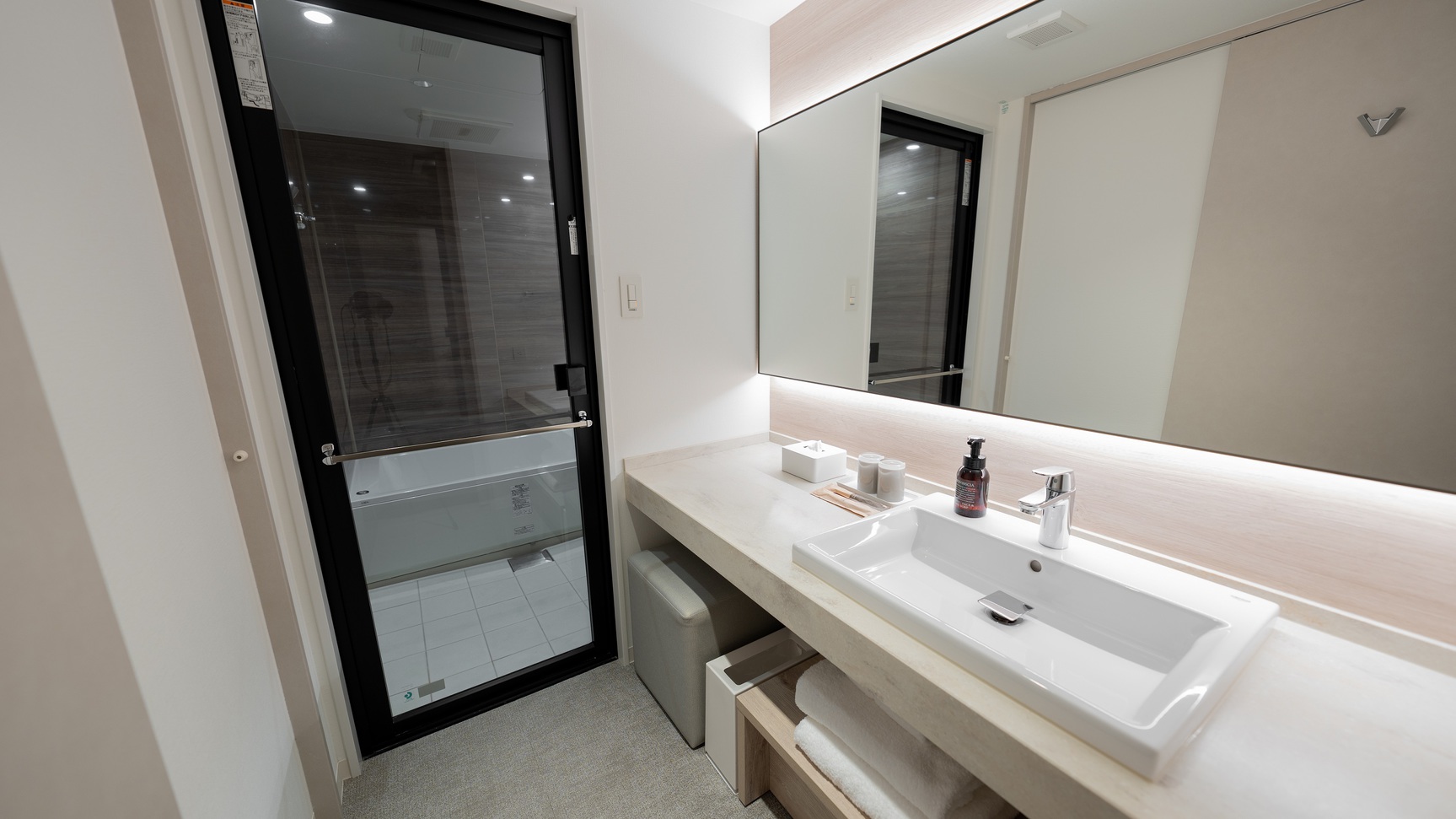 パウダールーム 【客室共通】