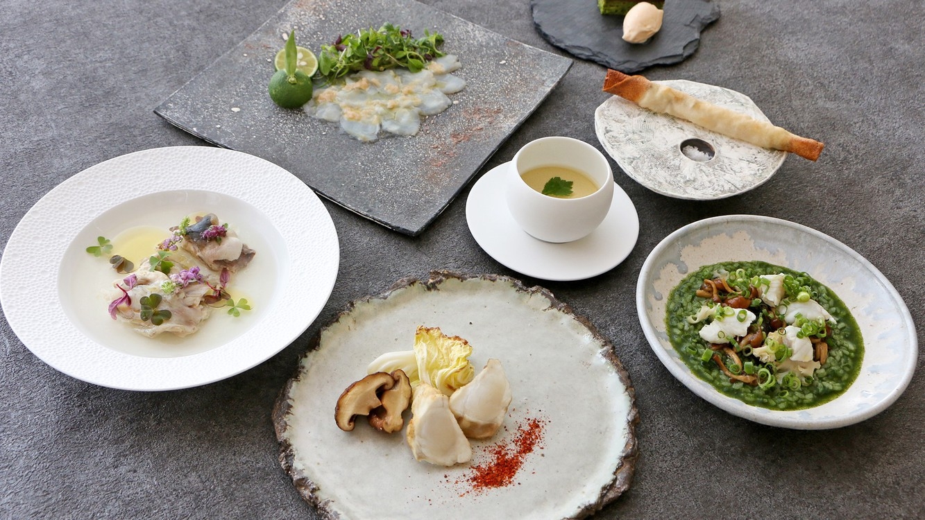 【楽天スーパーSALE】【淡路３年とらふぐ】ANAGAスタイル「TORAFUGUコース」＜1泊2食＞