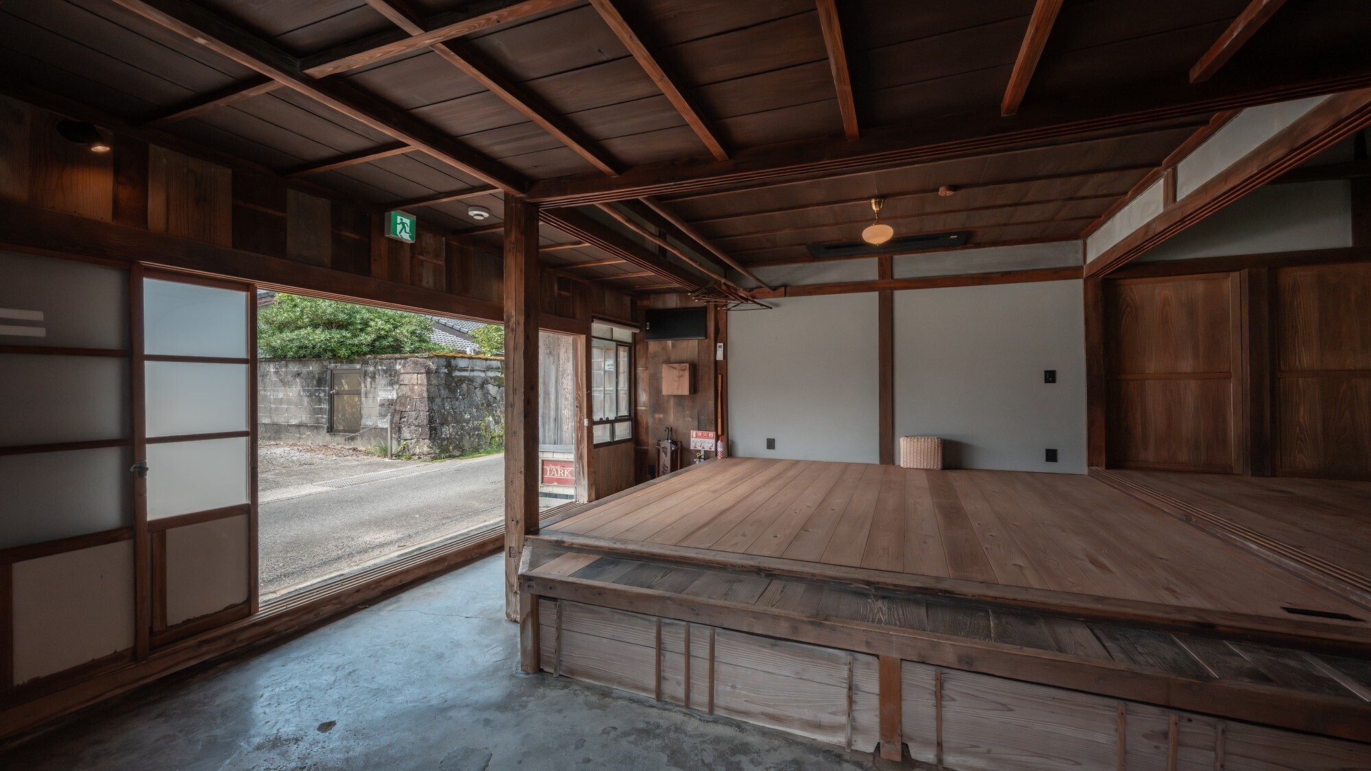 益野701｜元たばこ屋の古民家一棟貸