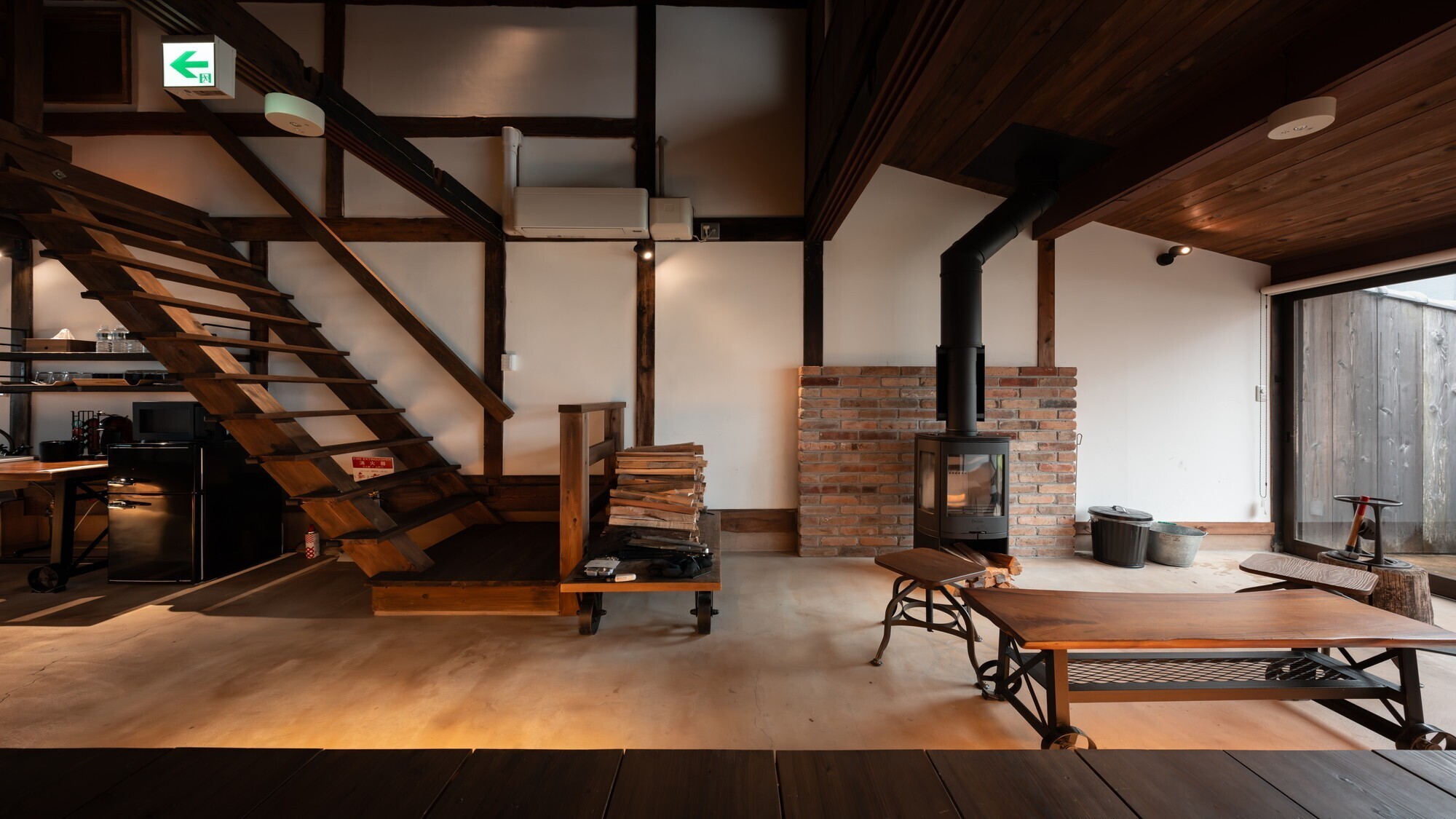 園部202｜薪ストーブで心も体もあたたまる