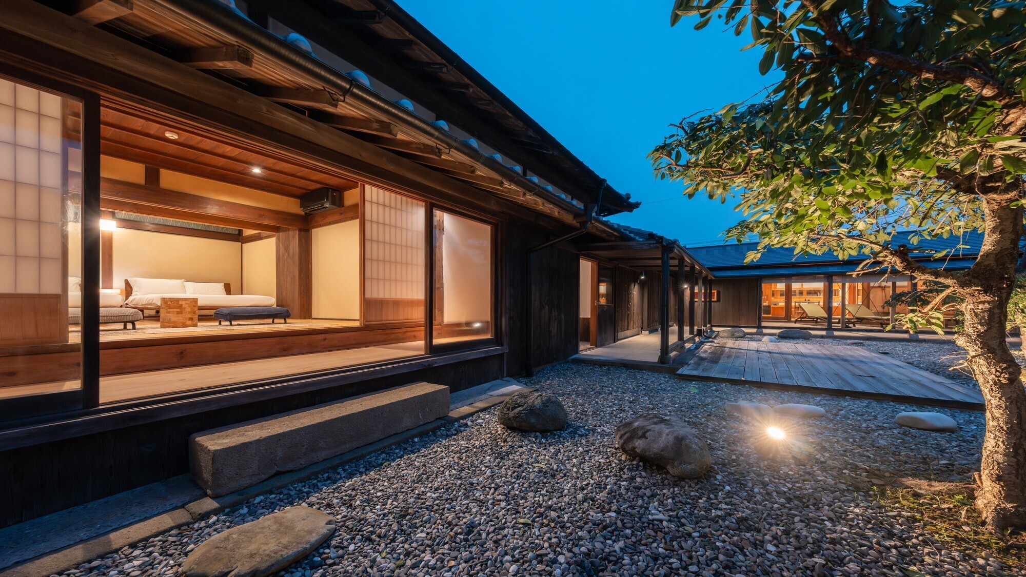 稲村101｜【プライベートサウナ付】古民家一棟貸で露天もサウナも独り占め