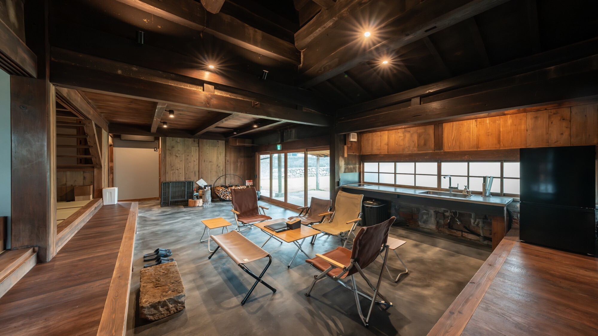 矢源501｜土間でキャンプ気分