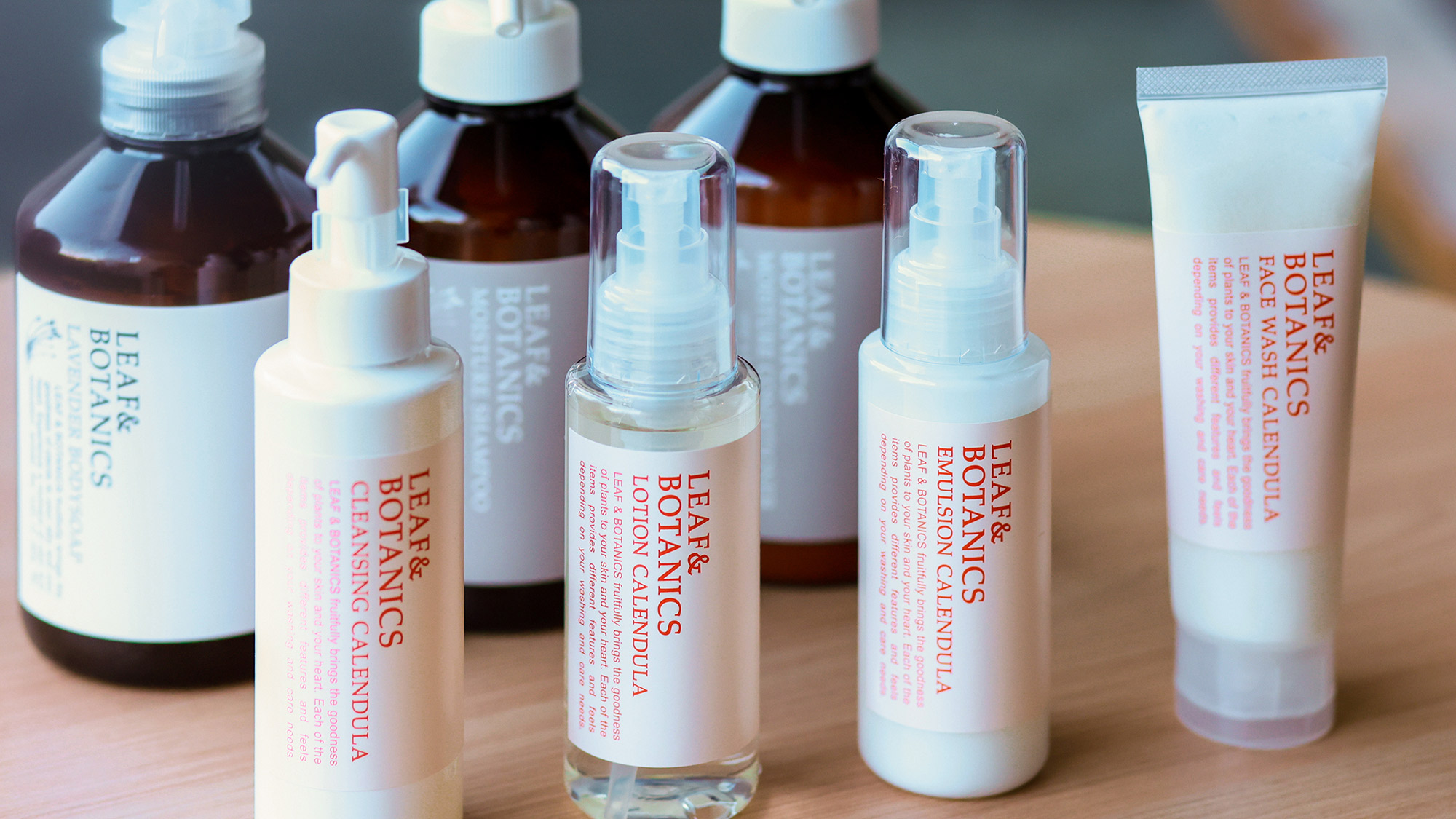 【客室アメニティ】化粧水・乳液などのスキンケアもご用意がございます