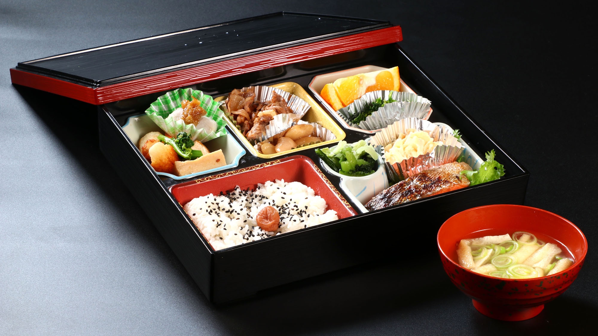 【夕食のみグランピング】人気のグランピングライフと人気の松花堂弁当を味わう♪白田温泉で湯乃旅★