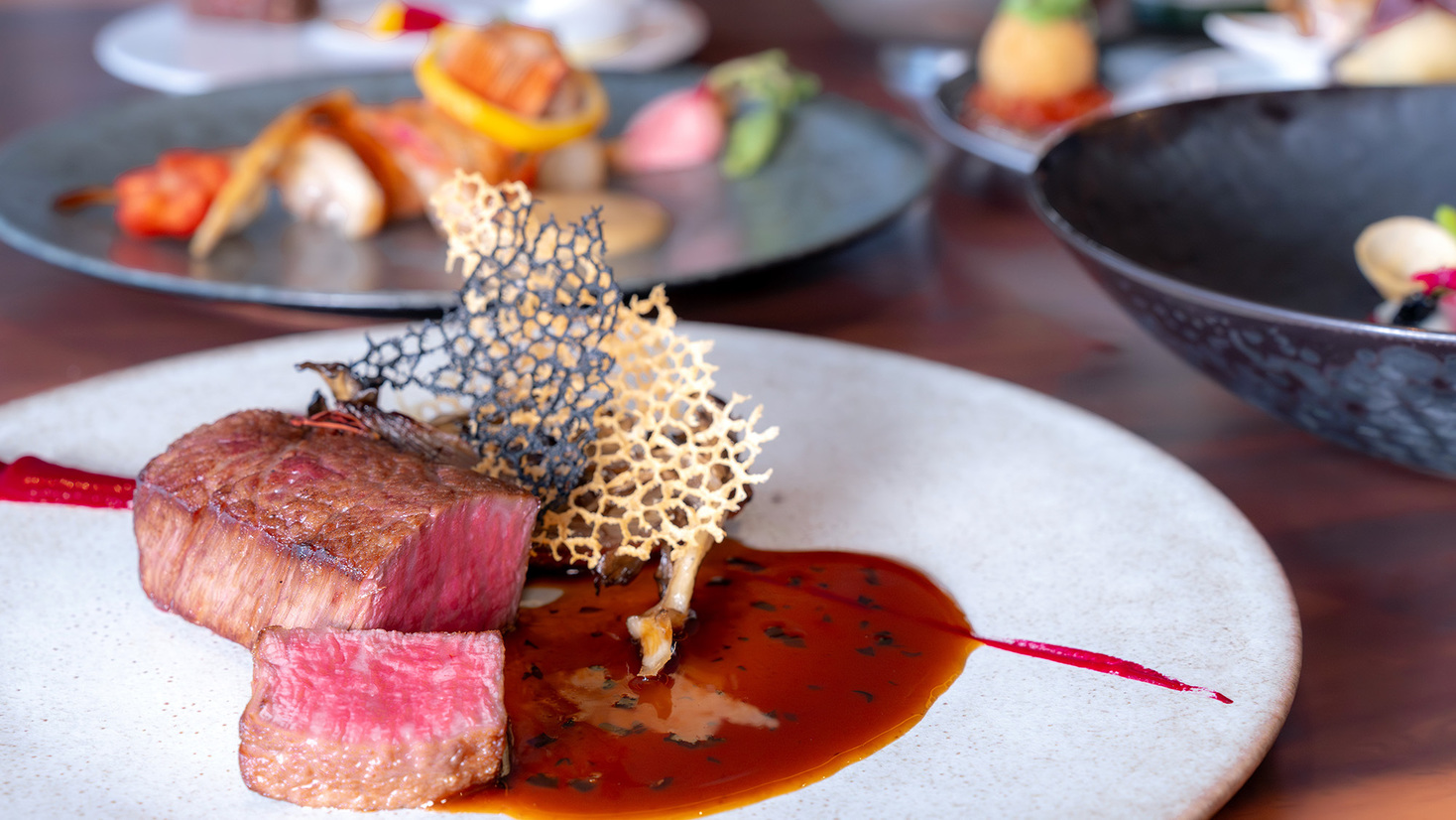 【組数限定】ミシュランキー記念ディナーコース付アニバーサリープラン〜ワンドリンク＆ホテルクレジット付